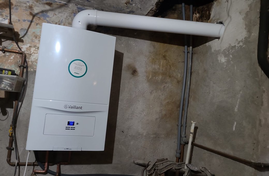 Caldera Vaillant instalada por Energirona Caldera Vaillant instalada por Energirona